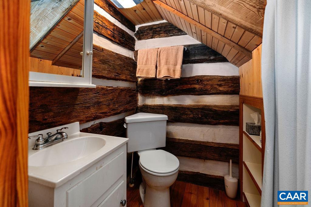 20 BUCKHORN LN, WINTERGREEN RESORT, Virginia 22967, 4 Bedrooms Bedrooms, ,2 BathroomsBathrooms,Residential,For sale,20 BUCKHORN LN,670466 MLS # 670466 20 BUCKHORN LN, WINTERGREEN RESORT, Virginia 22967, 4 Bedrooms Bedrooms, ,2 BathroomsBathrooms,Residential,For sale,20 BUCKHORN LN,670466 MLS # 670466