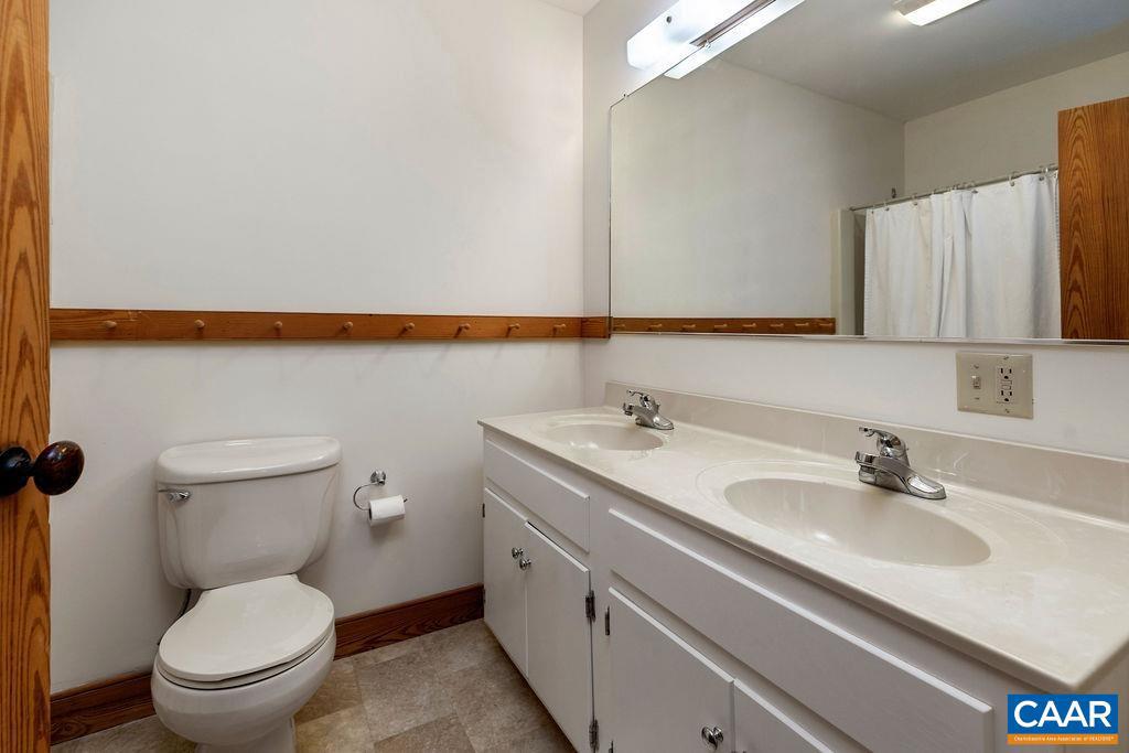 20 BUCKHORN LN, WINTERGREEN RESORT, Virginia 22967, 4 Bedrooms Bedrooms, ,2 BathroomsBathrooms,Residential,For sale,20 BUCKHORN LN,670466 MLS # 670466 20 BUCKHORN LN, WINTERGREEN RESORT, Virginia 22967, 4 Bedrooms Bedrooms, ,2 BathroomsBathrooms,Residential,For sale,20 BUCKHORN LN,670466 MLS # 670466
