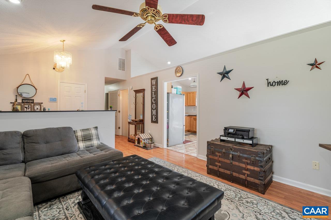 61 ROUTE 654 #GOLDEN MAPLE LN, MAURERTOWN, Virginia 22664, 4 Bedrooms Bedrooms, ,3 BathroomsBathrooms,Residential,For sale,61 ROUTE 654 #GOLDEN MAPLE LN,670470 MLS # 670470 61 ROUTE 654 #GOLDEN MAPLE LN, MAURERTOWN, Virginia 22664, 4 Bedrooms Bedrooms, ,3 BathroomsBathrooms,Residential,For sale,61 ROUTE 654 #GOLDEN MAPLE LN,670470 MLS # 670470