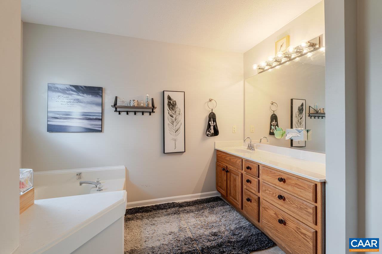 61 ROUTE 654 #GOLDEN MAPLE LN, MAURERTOWN, Virginia 22664, 4 Bedrooms Bedrooms, ,3 BathroomsBathrooms,Residential,For sale,61 ROUTE 654 #GOLDEN MAPLE LN,670470 MLS # 670470 61 ROUTE 654 #GOLDEN MAPLE LN, MAURERTOWN, Virginia 22664, 4 Bedrooms Bedrooms, ,3 BathroomsBathrooms,Residential,For sale,61 ROUTE 654 #GOLDEN MAPLE LN,670470 MLS # 670470