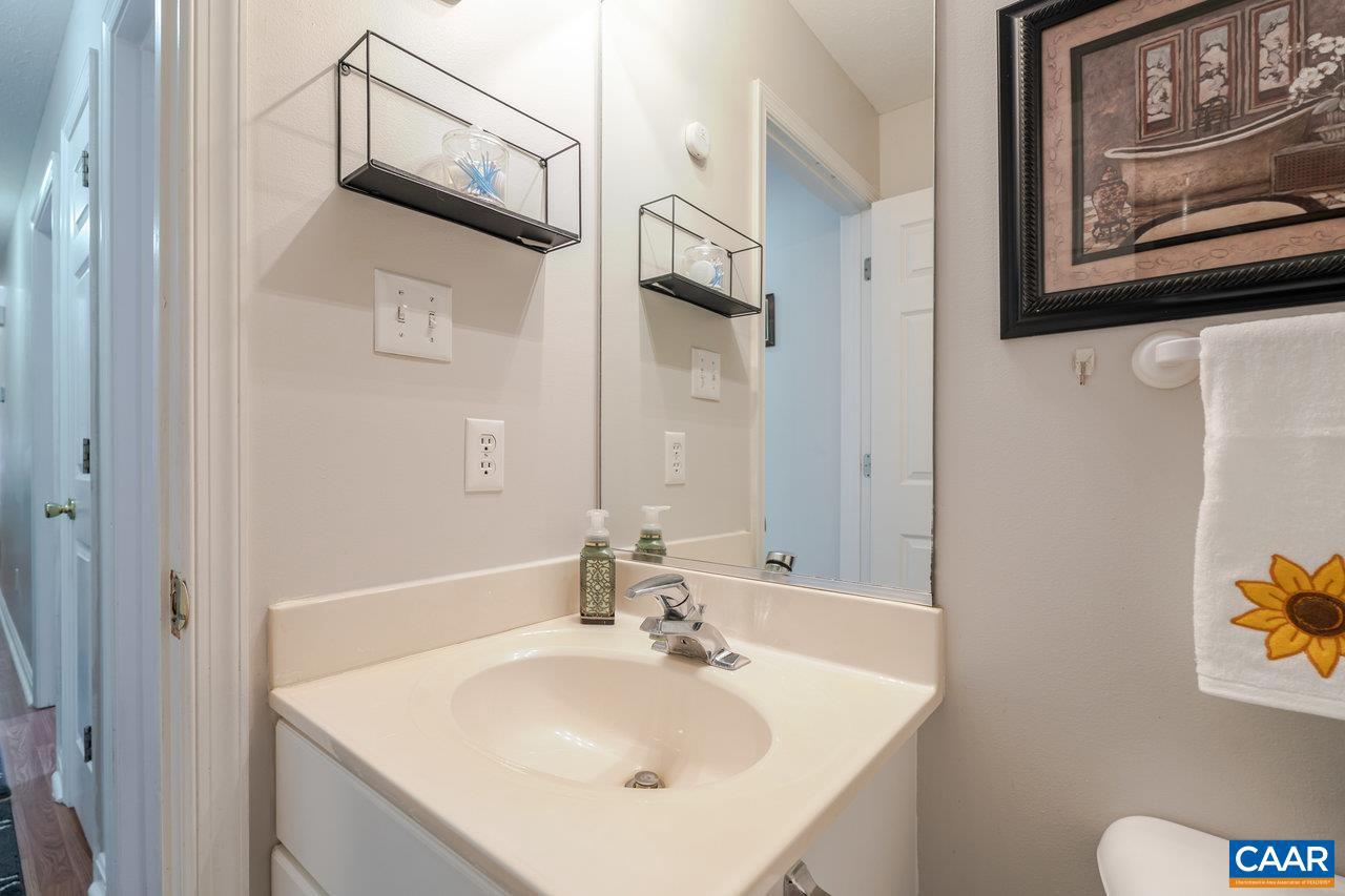 61 ROUTE 654 #GOLDEN MAPLE LN, MAURERTOWN, Virginia 22664, 4 Bedrooms Bedrooms, ,3 BathroomsBathrooms,Residential,For sale,61 ROUTE 654 #GOLDEN MAPLE LN,670470 MLS # 670470 61 ROUTE 654 #GOLDEN MAPLE LN, MAURERTOWN, Virginia 22664, 4 Bedrooms Bedrooms, ,3 BathroomsBathrooms,Residential,For sale,61 ROUTE 654 #GOLDEN MAPLE LN,670470 MLS # 670470