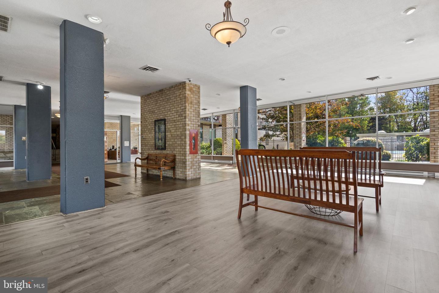 3245 RIO DR #714, FALLS CHURCH, Virginia 22041, 1 Bedroom Bedrooms, ,1 BathroomBathrooms,Residential,For sale,3245 RIO DR #714,VAFX2276402 MLS # VAFX2276402