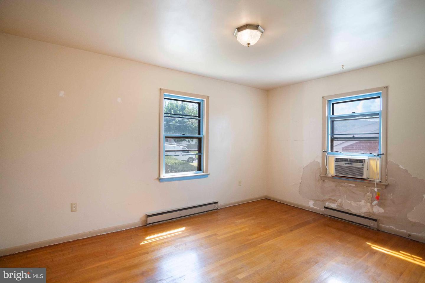 373 WALTON ST, STRASBURG, Virginia 22657, 3 Bedrooms Bedrooms, ,1 BathroomBathrooms,Residential,For sale,373 WALTON ST,VASH2012346 MLS # VASH2012346 373 WALTON ST, STRASBURG, Virginia 22657, 3 Bedrooms Bedrooms, ,1 BathroomBathrooms,Residential,For sale,373 WALTON ST,VASH2012346 MLS # VASH2012346