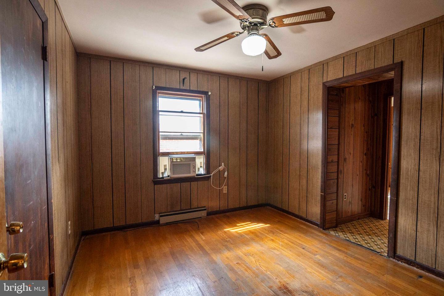 373 WALTON ST, STRASBURG, Virginia 22657, 3 Bedrooms Bedrooms, ,1 BathroomBathrooms,Residential,For sale,373 WALTON ST,VASH2012346 MLS # VASH2012346 373 WALTON ST, STRASBURG, Virginia 22657, 3 Bedrooms Bedrooms, ,1 BathroomBathrooms,Residential,For sale,373 WALTON ST,VASH2012346 MLS # VASH2012346