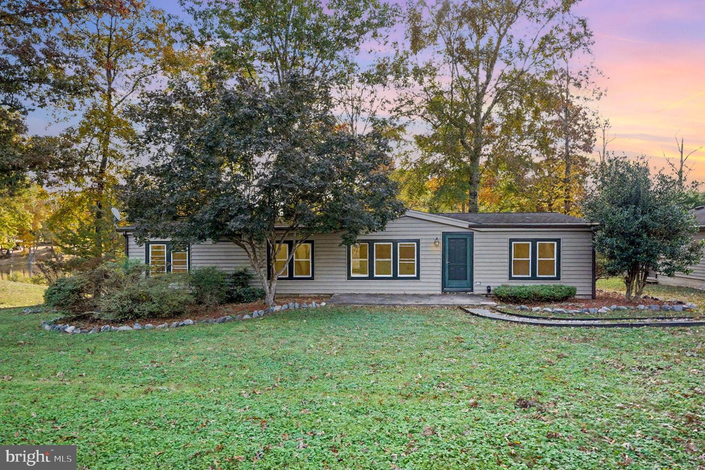 17 RUBY DR, STAFFORD, Virginia 22554, 3 Bedrooms Bedrooms, ,2 BathroomsBathrooms,Residential,For sale,17 RUBY DR,VAST2043464 MLS # VAST2043464 17 RUBY DR, STAFFORD, Virginia 22554, 3 Bedrooms Bedrooms, ,2 BathroomsBathrooms,Residential,For sale,17 RUBY DR,VAST2043464 MLS # VAST2043464