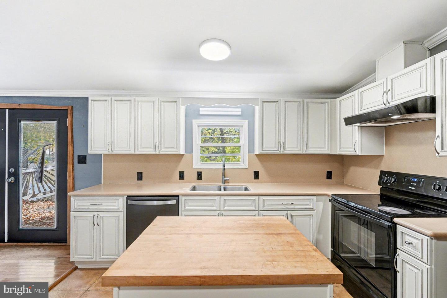 17 RUBY DR, STAFFORD, Virginia 22554, 3 Bedrooms Bedrooms, ,2 BathroomsBathrooms,Residential,For sale,17 RUBY DR,VAST2043464 MLS # VAST2043464 17 RUBY DR, STAFFORD, Virginia 22554, 3 Bedrooms Bedrooms, ,2 BathroomsBathrooms,Residential,For sale,17 RUBY DR,VAST2043464 MLS # VAST2043464