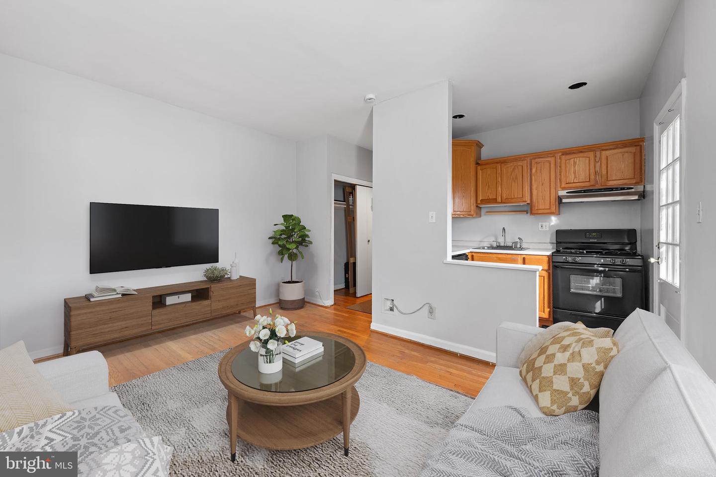 117 E ST SE #103, WASHINGTON, District Of Columbia 20003, 1 Bedroom Bedrooms, ,1 BathroomBathrooms,Residential,For sale,117 E ST SE #103,DCDC2229228 MLS # DCDC2229228 117 E ST SE #103, WASHINGTON, District Of Columbia 20003, 1 Bedroom Bedrooms, ,1 BathroomBathrooms,Residential,For sale,117 E ST SE #103,DCDC2229228 MLS # DCDC2229228