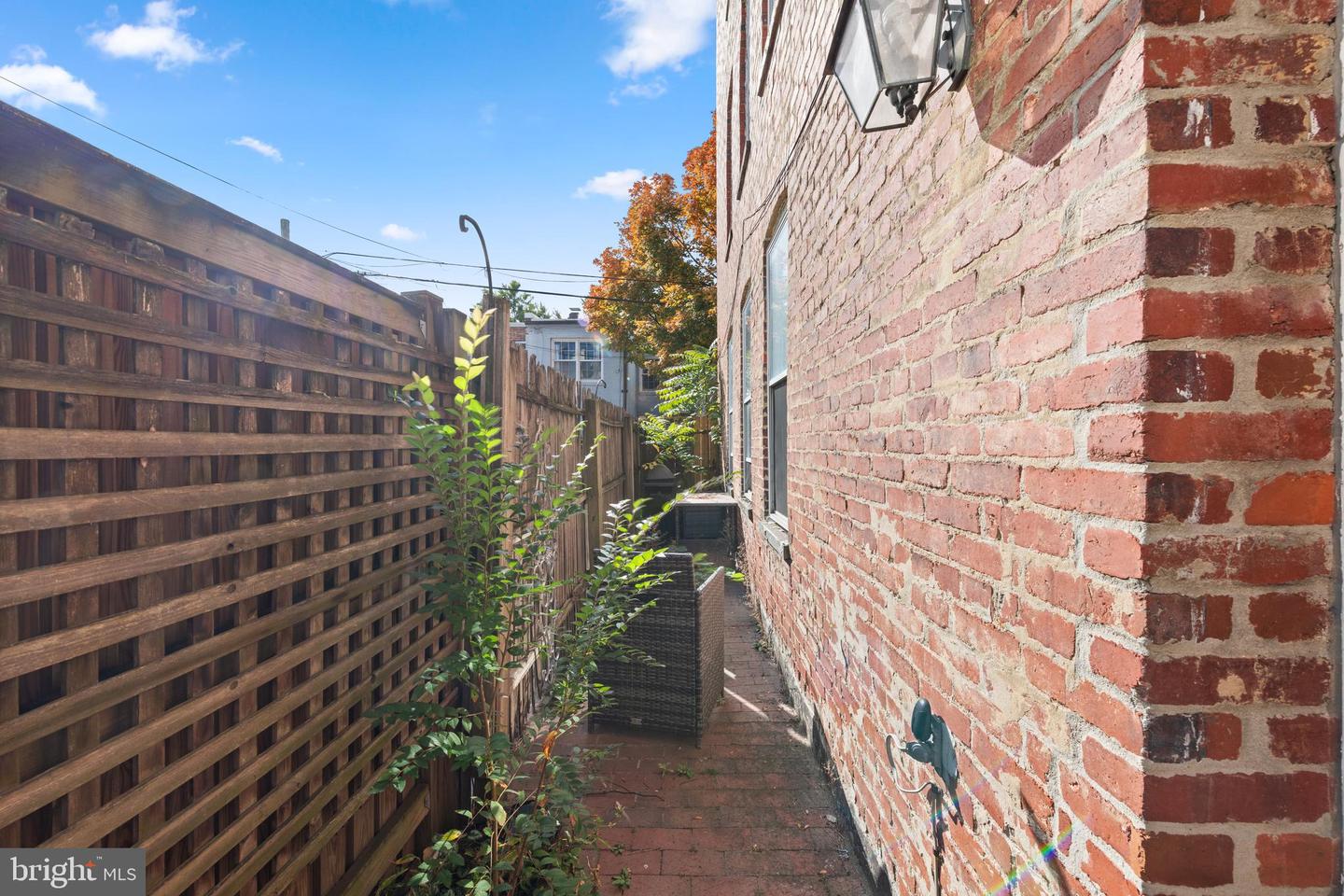 117 E ST SE #103, WASHINGTON, District Of Columbia 20003, 1 Bedroom Bedrooms, ,1 BathroomBathrooms,Residential,For sale,117 E ST SE #103,DCDC2229228 MLS # DCDC2229228 117 E ST SE #103, WASHINGTON, District Of Columbia 20003, 1 Bedroom Bedrooms, ,1 BathroomBathrooms,Residential,For sale,117 E ST SE #103,DCDC2229228 MLS # DCDC2229228