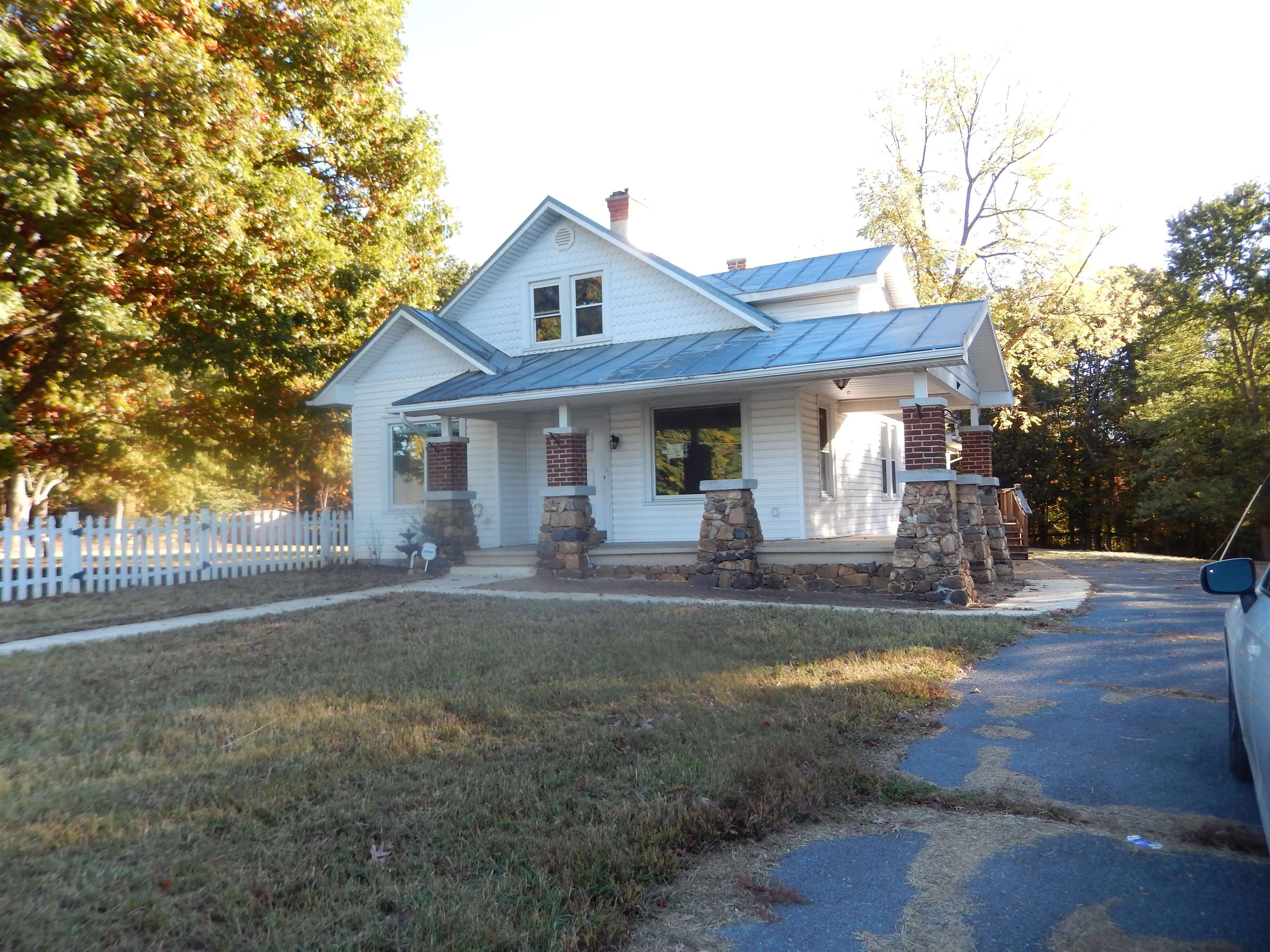 2658 NORTH EAST SIDE HWY, ELKTON, Virginia 22827, 4 Bedrooms Bedrooms, ,2 BathroomsBathrooms,Residential,VRMS 3793,2658 NORTH EAST SIDE HWY,670474 MLS # 670474 2658 NORTH EAST SIDE HWY, ELKTON, Virginia 22827, 4 Bedrooms Bedrooms, ,2 BathroomsBathrooms,Residential,VRMS 3793,2658 NORTH EAST SIDE HWY,670474 MLS # 670474