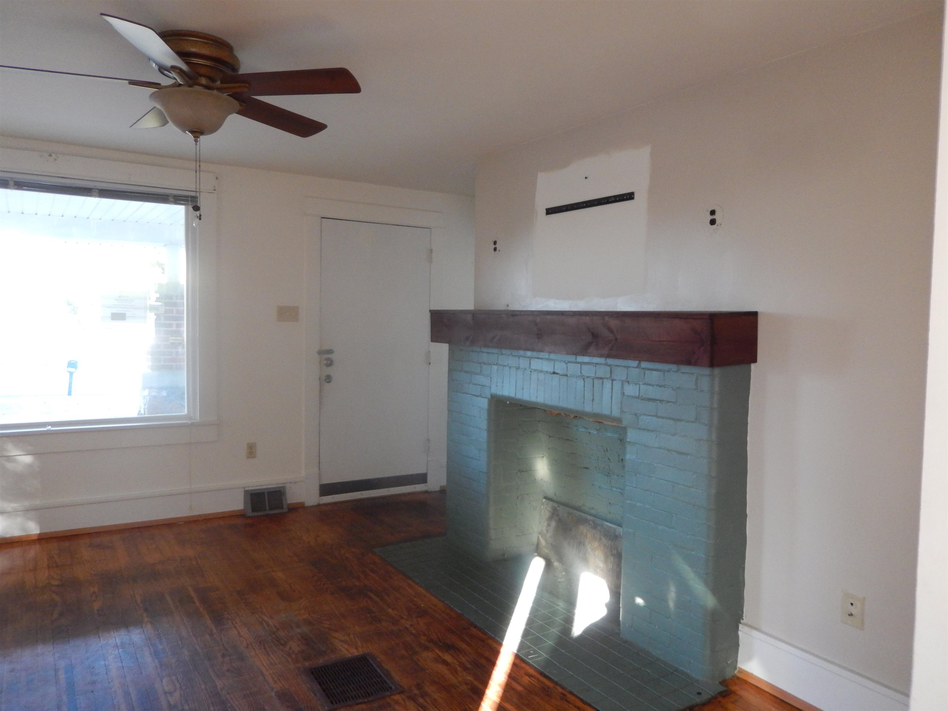 2658 NORTH EAST SIDE HWY, ELKTON, Virginia 22827, 4 Bedrooms Bedrooms, ,2 BathroomsBathrooms,Residential,VRMS 3793,2658 NORTH EAST SIDE HWY,670474 MLS # 670474 2658 NORTH EAST SIDE HWY, ELKTON, Virginia 22827, 4 Bedrooms Bedrooms, ,2 BathroomsBathrooms,Residential,VRMS 3793,2658 NORTH EAST SIDE HWY,670474 MLS # 670474