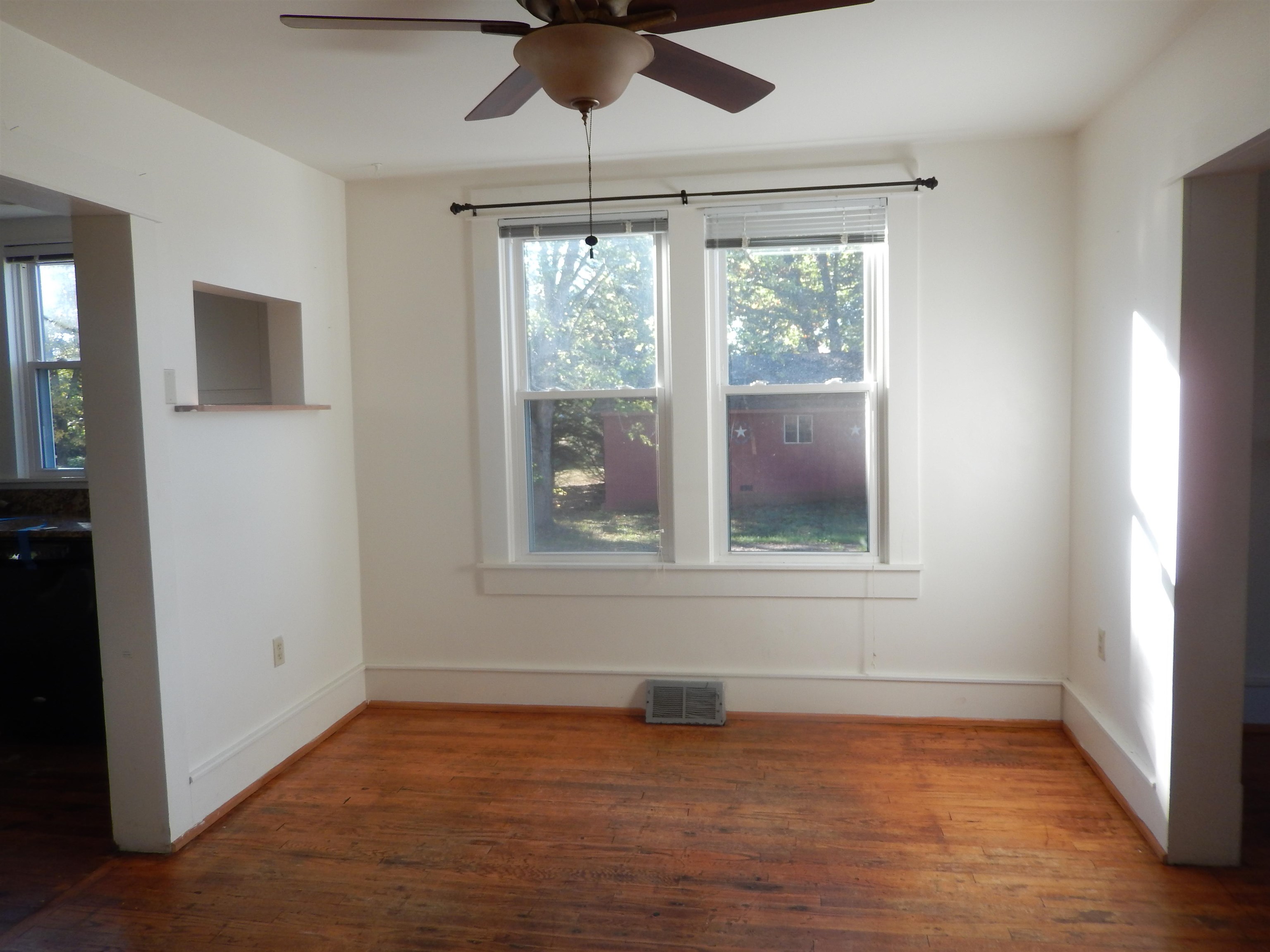 2658 NORTH EAST SIDE HWY, ELKTON, Virginia 22827, 4 Bedrooms Bedrooms, ,2 BathroomsBathrooms,Residential,VRMS 3793,2658 NORTH EAST SIDE HWY,670474 MLS # 670474 2658 NORTH EAST SIDE HWY, ELKTON, Virginia 22827, 4 Bedrooms Bedrooms, ,2 BathroomsBathrooms,Residential,VRMS 3793,2658 NORTH EAST SIDE HWY,670474 MLS # 670474