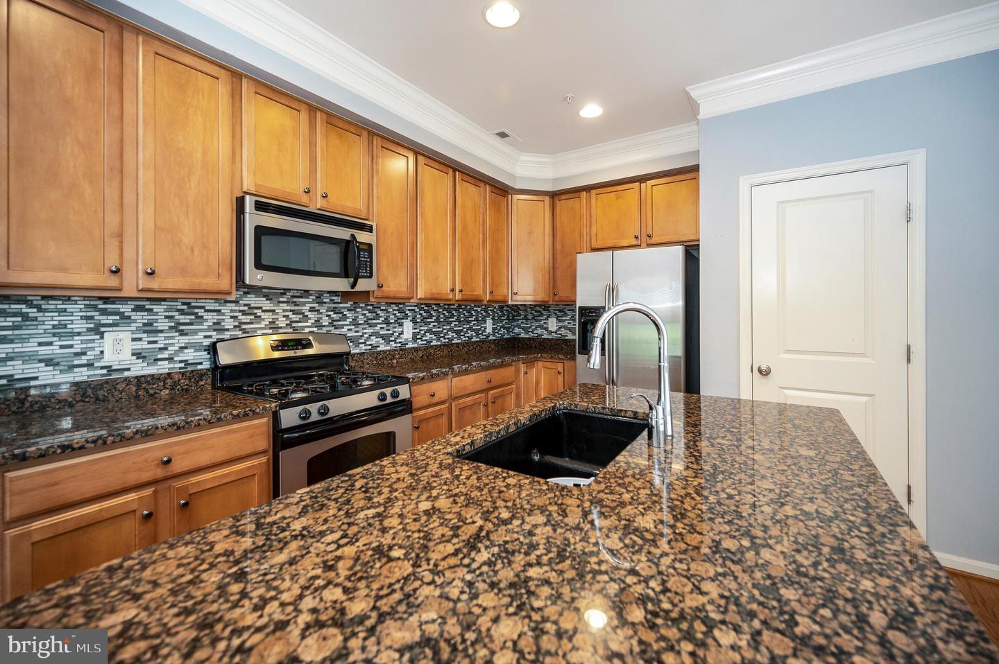 7848 CEDAR BRANCH DR, GAINESVILLE, Virginia 20155, 2 Bedrooms Bedrooms, ,2 BathroomsBathrooms,Residential,For sale,7848 CEDAR BRANCH DR,VAPW2094464 MLS # VAPW2094464 7848 CEDAR BRANCH DR, GAINESVILLE, Virginia 20155, 2 Bedrooms Bedrooms, ,2 BathroomsBathrooms,Residential,For sale,7848 CEDAR BRANCH DR,VAPW2094464 MLS # VAPW2094464