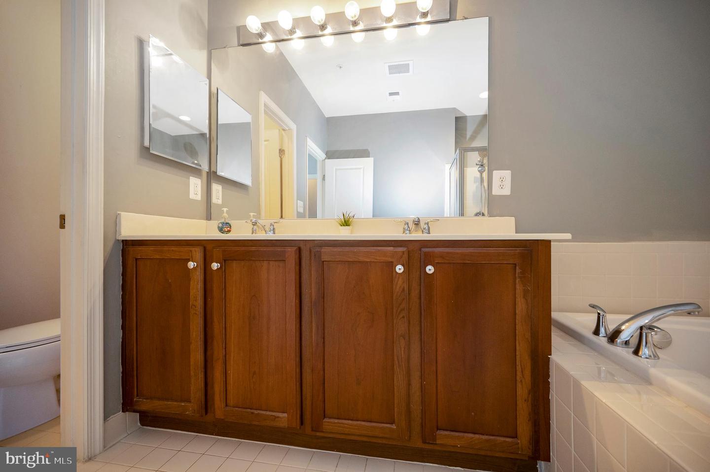 7848 CEDAR BRANCH DR, GAINESVILLE, Virginia 20155, 2 Bedrooms Bedrooms, ,2 BathroomsBathrooms,Residential,For sale,7848 CEDAR BRANCH DR,VAPW2094464 MLS # VAPW2094464 7848 CEDAR BRANCH DR, GAINESVILLE, Virginia 20155, 2 Bedrooms Bedrooms, ,2 BathroomsBathrooms,Residential,For sale,7848 CEDAR BRANCH DR,VAPW2094464 MLS # VAPW2094464
