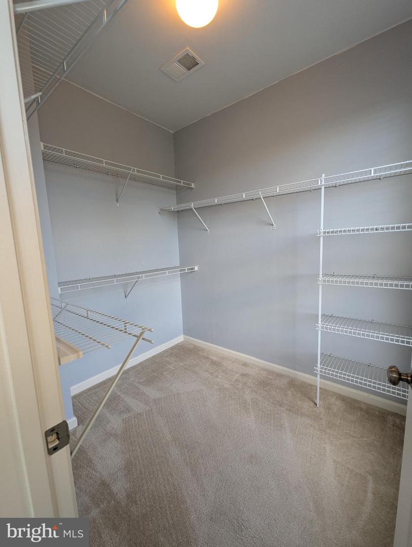 7848 CEDAR BRANCH DR, GAINESVILLE, Virginia 20155, 2 Bedrooms Bedrooms, ,2 BathroomsBathrooms,Residential,For sale,7848 CEDAR BRANCH DR,VAPW2094464 MLS # VAPW2094464 7848 CEDAR BRANCH DR, GAINESVILLE, Virginia 20155, 2 Bedrooms Bedrooms, ,2 BathroomsBathrooms,Residential,For sale,7848 CEDAR BRANCH DR,VAPW2094464 MLS # VAPW2094464