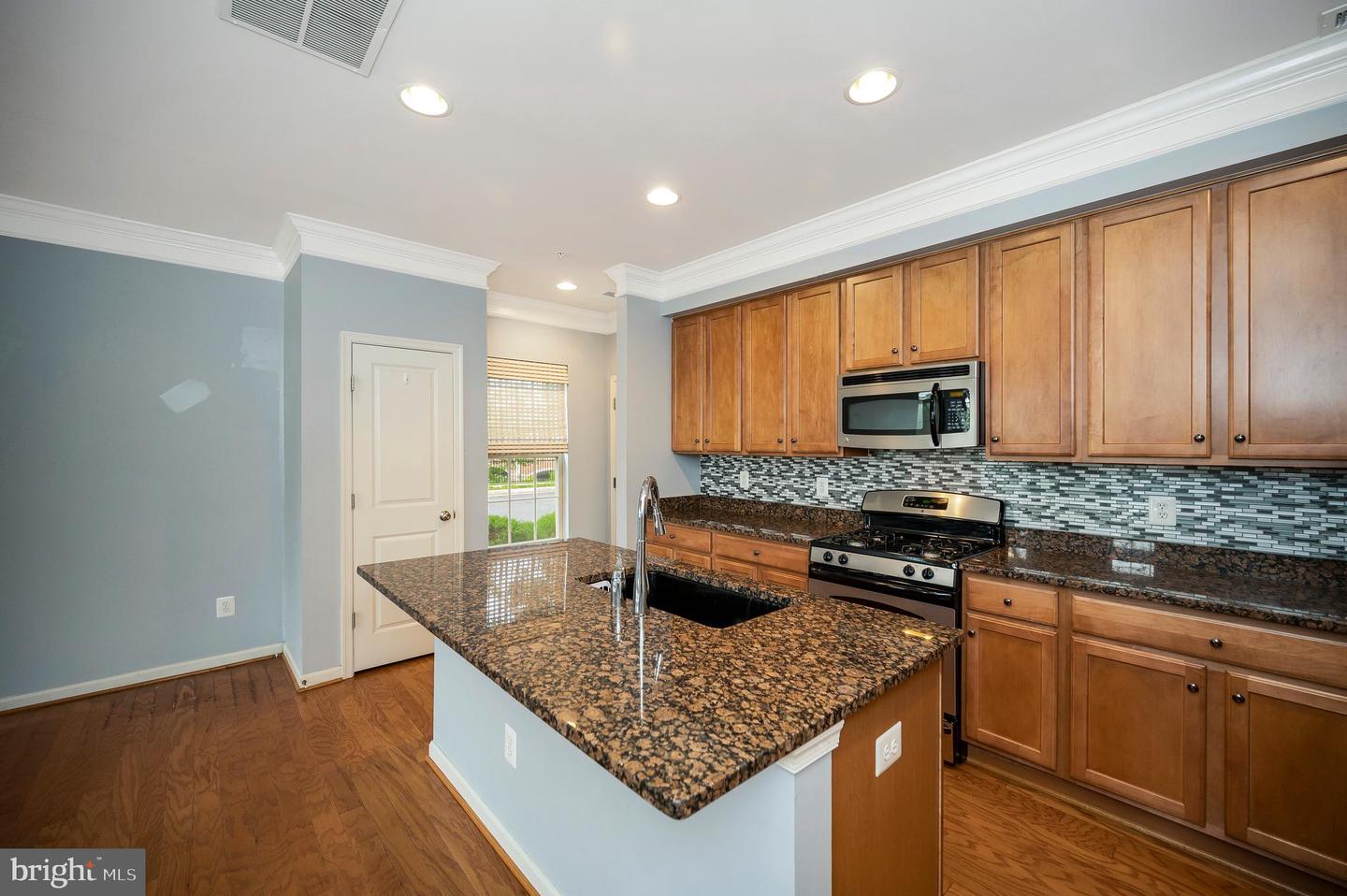 7848 CEDAR BRANCH DR, GAINESVILLE, Virginia 20155, 2 Bedrooms Bedrooms, ,2 BathroomsBathrooms,Residential,For sale,7848 CEDAR BRANCH DR,VAPW2094464 MLS # VAPW2094464 7848 CEDAR BRANCH DR, GAINESVILLE, Virginia 20155, 2 Bedrooms Bedrooms, ,2 BathroomsBathrooms,Residential,For sale,7848 CEDAR BRANCH DR,VAPW2094464 MLS # VAPW2094464