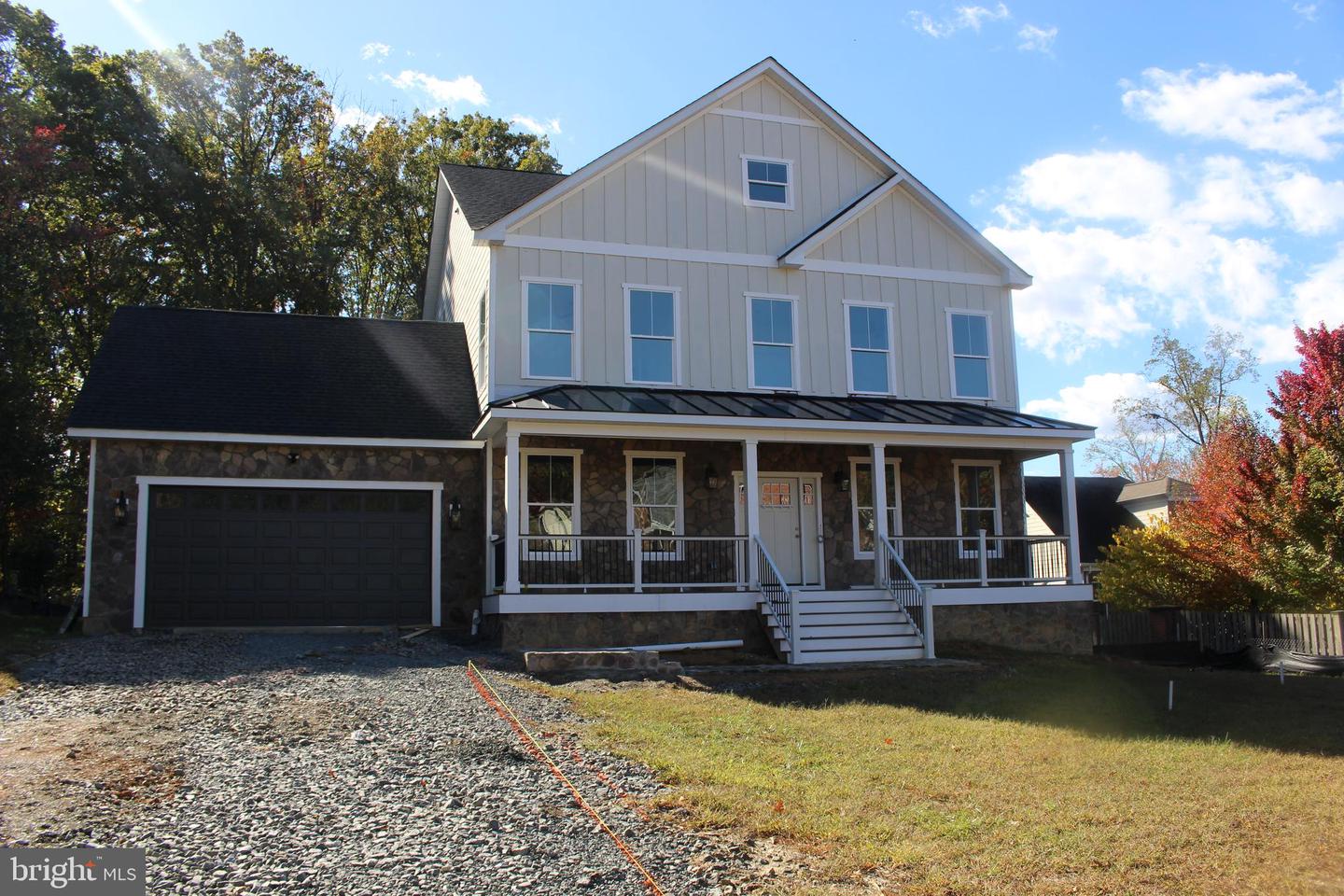 4222 LAMARRE DR, FAIRFAX, Virginia 22030, 4 Bedrooms Bedrooms, ,4 BathroomsBathrooms,Residential,For sale,4222 LAMARRE DR,VAFX2276394 MLS # VAFX2276394