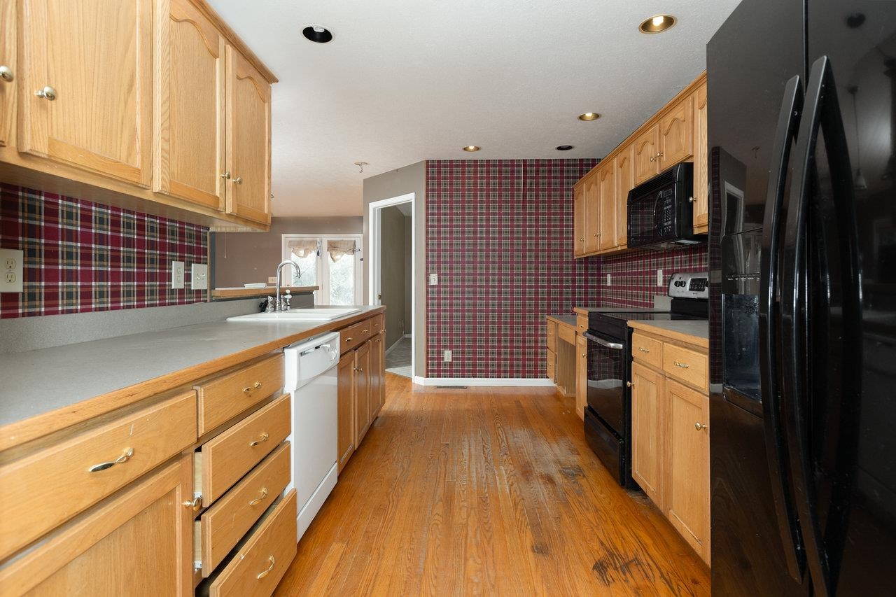 32 HARPER ST, WEYERS CAVE, Virginia 24486, 3 Bedrooms Bedrooms, ,2 BathroomsBathrooms,Residential,32 HARPER ST,670476 MLS # 670476 32 HARPER ST, WEYERS CAVE, Virginia 24486, 3 Bedrooms Bedrooms, ,2 BathroomsBathrooms,Residential,32 HARPER ST,670476 MLS # 670476