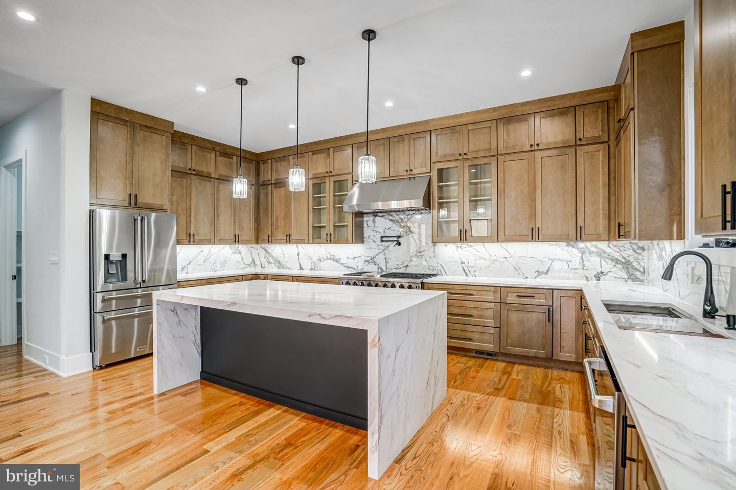 1929 WARE RD, FALLS CHURCH, Virginia 22043, 6 Bedrooms Bedrooms, ,6 BathroomsBathrooms,Residential,For sale,1929 WARE RD,VAFX2268110 MLS # VAFX2268110 1929 WARE RD, FALLS CHURCH, Virginia 22043, 6 Bedrooms Bedrooms, ,6 BathroomsBathrooms,Residential,For sale,1929 WARE RD,VAFX2268110 MLS # VAFX2268110