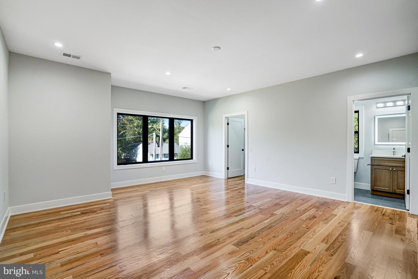 1929 WARE RD, FALLS CHURCH, Virginia 22043, 6 Bedrooms Bedrooms, ,6 BathroomsBathrooms,Residential,For sale,1929 WARE RD,VAFX2268110 MLS # VAFX2268110 1929 WARE RD, FALLS CHURCH, Virginia 22043, 6 Bedrooms Bedrooms, ,6 BathroomsBathrooms,Residential,For sale,1929 WARE RD,VAFX2268110 MLS # VAFX2268110