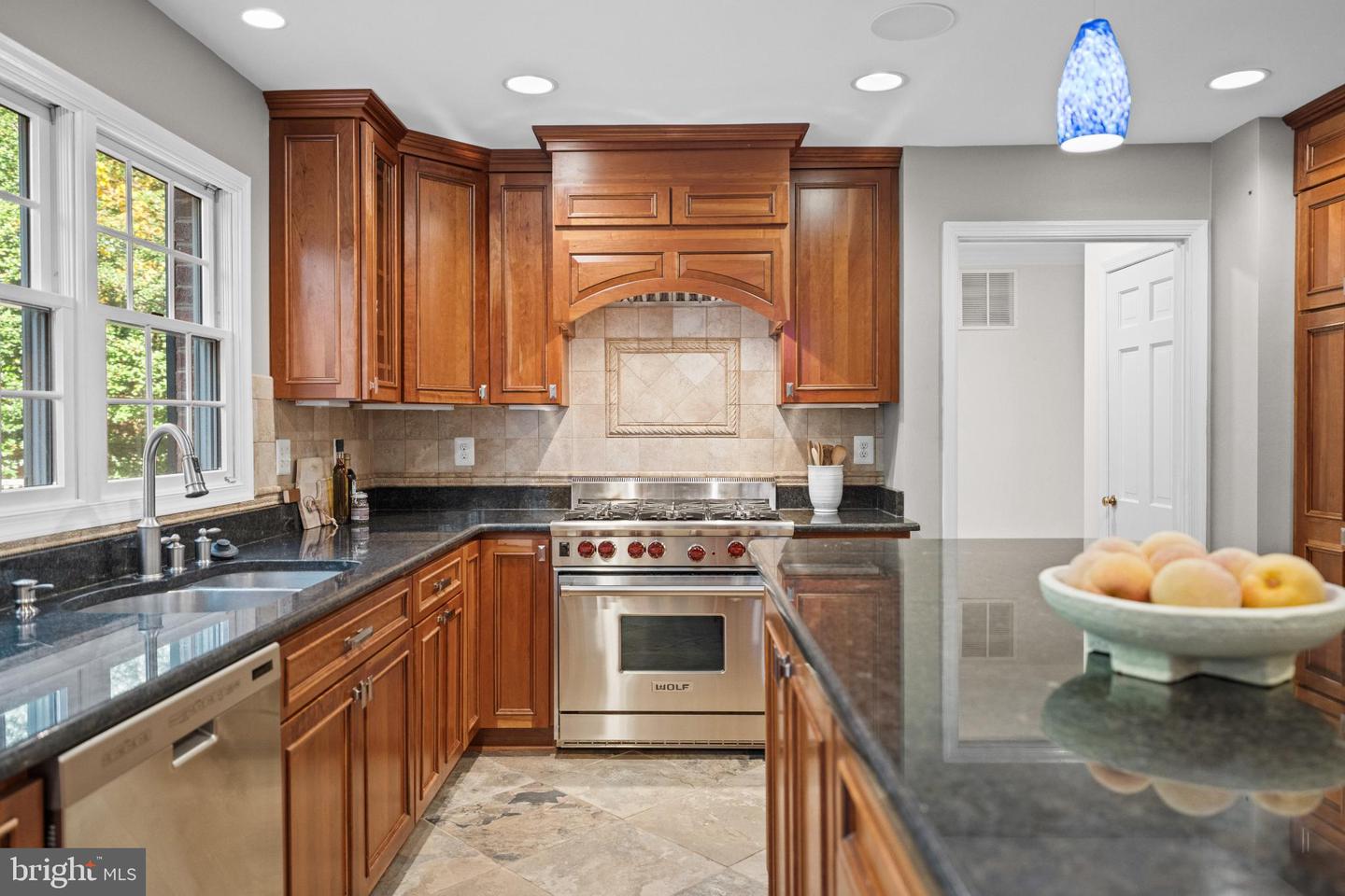 6710 WEMBERLY WAY, MCLEAN, Virginia 22101, 5 Bedrooms Bedrooms, 17 Rooms Rooms,4 BathroomsBathrooms,Residential,For sale,6710 WEMBERLY WAY,VAFX2275422 MLS # VAFX2275422