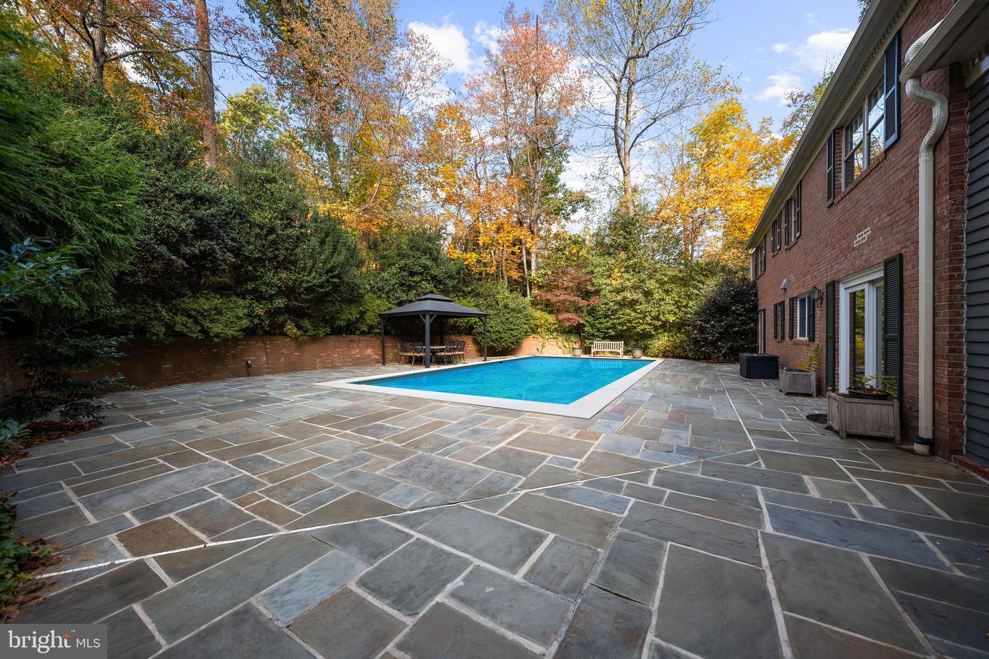 6710 WEMBERLY WAY, MCLEAN, Virginia 22101, 5 Bedrooms Bedrooms, 17 Rooms Rooms,4 BathroomsBathrooms,Residential,For sale,6710 WEMBERLY WAY,VAFX2275422 MLS # VAFX2275422