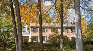6710 WEMBERLY WAY, MCLEAN, Virginia 22101, 5 Bedrooms Bedrooms, 17 Rooms Rooms,4 BathroomsBathrooms,Residential,For sale,6710 WEMBERLY WAY,VAFX2275422 MLS # VAFX2275422