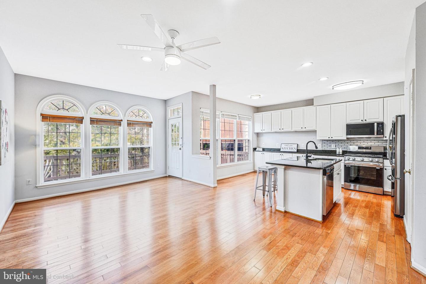 20597 GLENMERE SQ, STERLING, Virginia 20165, 3 Bedrooms Bedrooms, ,3 BathroomsBathrooms,Residential,For sale,20597 GLENMERE SQ,VALO2109424 MLS # VALO2109424 20597 GLENMERE SQ, STERLING, Virginia 20165, 3 Bedrooms Bedrooms, ,3 BathroomsBathrooms,Residential,For sale,20597 GLENMERE SQ,VALO2109424 MLS # VALO2109424