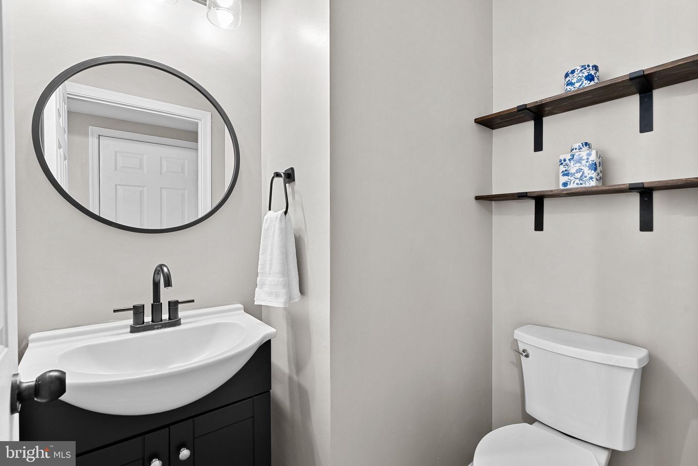 11 STONEBRAKER WAY, LOVETTSVILLE, Virginia 20180, 4 Bedrooms Bedrooms, ,3 BathroomsBathrooms,Residential,For sale,11 STONEBRAKER WAY,VALO2109608 MLS # VALO2109608 11 STONEBRAKER WAY, LOVETTSVILLE, Virginia 20180, 4 Bedrooms Bedrooms, ,3 BathroomsBathrooms,Residential,For sale,11 STONEBRAKER WAY,VALO2109608 MLS # VALO2109608