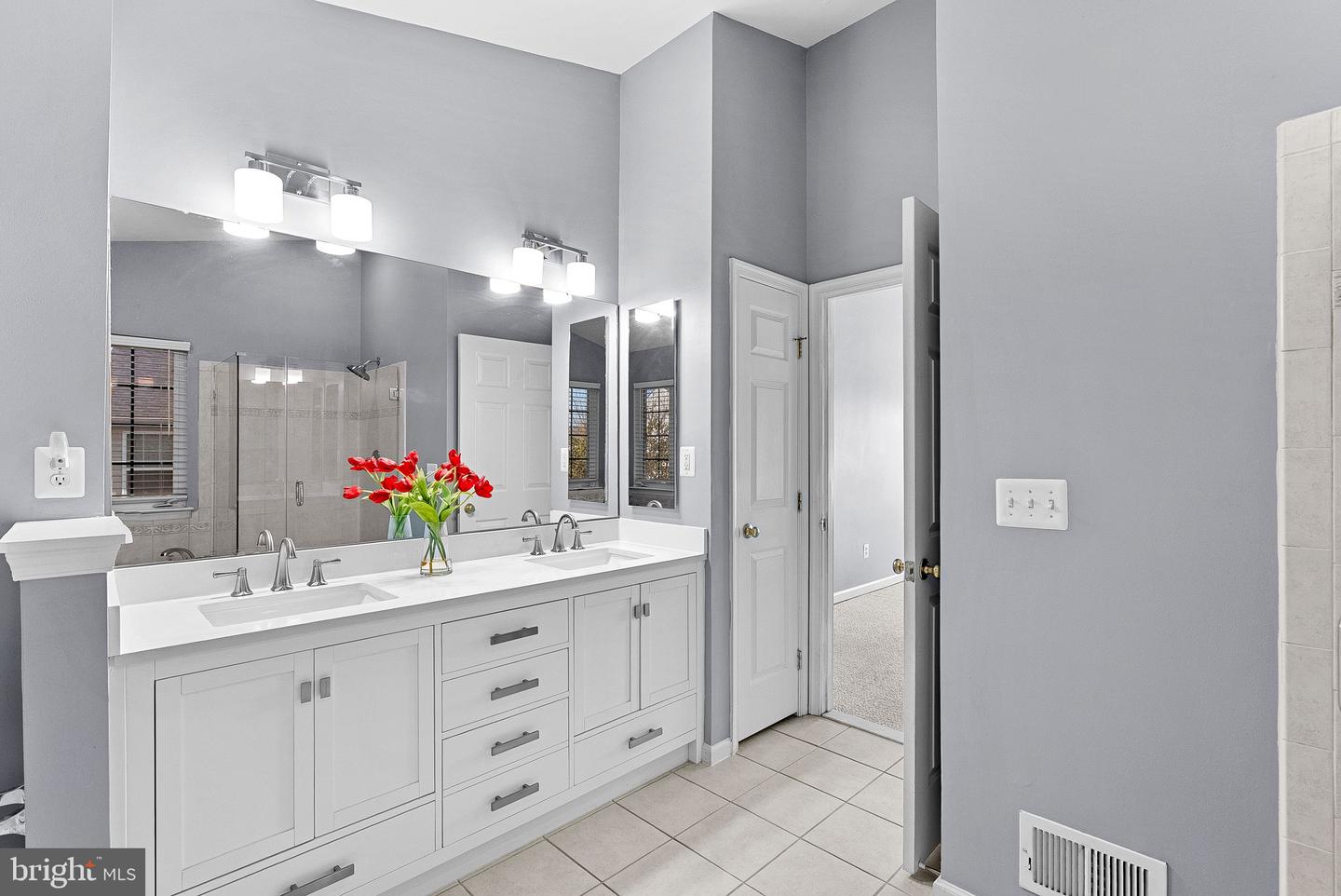 11 STONEBRAKER WAY, LOVETTSVILLE, Virginia 20180, 4 Bedrooms Bedrooms, ,3 BathroomsBathrooms,Residential,For sale,11 STONEBRAKER WAY,VALO2109608 MLS # VALO2109608 11 STONEBRAKER WAY, LOVETTSVILLE, Virginia 20180, 4 Bedrooms Bedrooms, ,3 BathroomsBathrooms,Residential,For sale,11 STONEBRAKER WAY,VALO2109608 MLS # VALO2109608