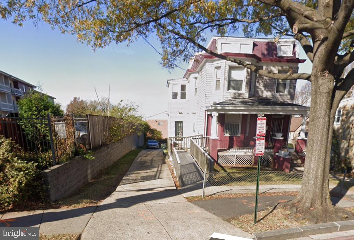 2607 MARTIN LUTHER KING JR AVE SE, WASHINGTON, District Of Columbia 20020, 4 Bedrooms Bedrooms, ,1 BathroomBathrooms,Residential,For sale,2607 MARTIN LUTHER KING JR AVE SE,DCDC2228890 MLS # DCDC2228890 2607 MARTIN LUTHER KING JR AVE SE, WASHINGTON, District Of Columbia 20020, 4 Bedrooms Bedrooms, ,1 BathroomBathrooms,Residential,For sale,2607 MARTIN LUTHER KING JR AVE SE,DCDC2228890 MLS # DCDC2228890