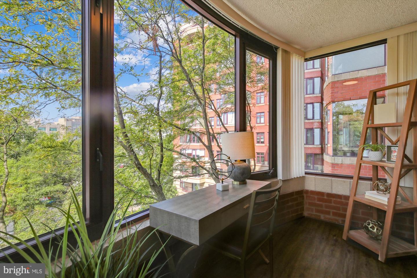 2400 CLARENDON BLVD #414, ARLINGTON, Virginia 22201, 2 Bedrooms Bedrooms, ,2 BathroomsBathrooms,Residential,For sale,2400 CLARENDON BLVD #414,VAAR2065336 MLS # VAAR2065336 2400 CLARENDON BLVD #414, ARLINGTON, Virginia 22201, 2 Bedrooms Bedrooms, ,2 BathroomsBathrooms,Residential,For sale,2400 CLARENDON BLVD #414,VAAR2065336 MLS # VAAR2065336