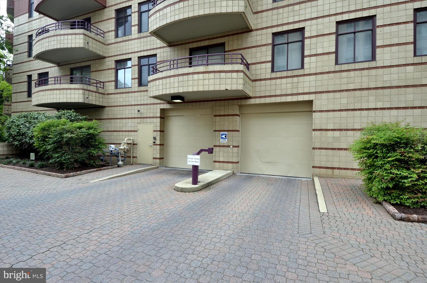 2400 CLARENDON BLVD #414, ARLINGTON, Virginia 22201, 2 Bedrooms Bedrooms, ,2 BathroomsBathrooms,Residential,For sale,2400 CLARENDON BLVD #414,VAAR2065336 MLS # VAAR2065336 2400 CLARENDON BLVD #414, ARLINGTON, Virginia 22201, 2 Bedrooms Bedrooms, ,2 BathroomsBathrooms,Residential,For sale,2400 CLARENDON BLVD #414,VAAR2065336 MLS # VAAR2065336