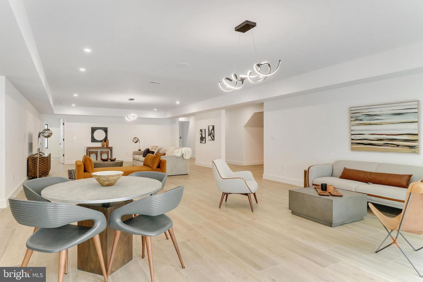 7816 GEORGETOWN PIKE, MCLEAN, Virginia 22102, 7 Bedrooms Bedrooms, ,6 BathroomsBathrooms,Residential,For sale,7816 GEORGETOWN PIKE,VAFX2276264 MLS # VAFX2276264 7816 GEORGETOWN PIKE, MCLEAN, Virginia 22102, 7 Bedrooms Bedrooms, ,6 BathroomsBathrooms,Residential,For sale,7816 GEORGETOWN PIKE,VAFX2276264 MLS # VAFX2276264