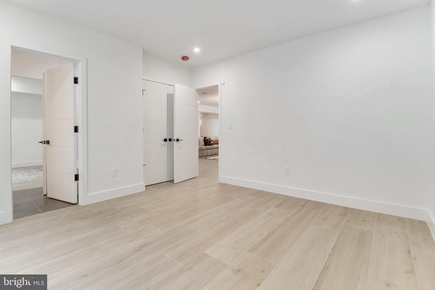 7816 GEORGETOWN PIKE, MCLEAN, Virginia 22102, 7 Bedrooms Bedrooms, ,6 BathroomsBathrooms,Residential,For sale,7816 GEORGETOWN PIKE,VAFX2276264 MLS # VAFX2276264 7816 GEORGETOWN PIKE, MCLEAN, Virginia 22102, 7 Bedrooms Bedrooms, ,6 BathroomsBathrooms,Residential,For sale,7816 GEORGETOWN PIKE,VAFX2276264 MLS # VAFX2276264