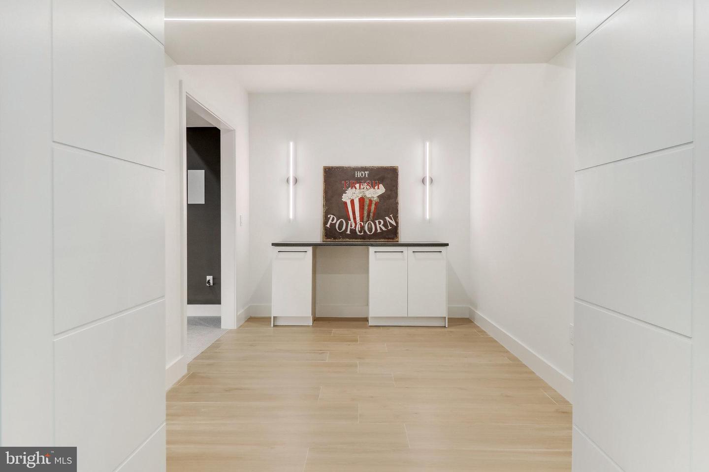 7816 GEORGETOWN PIKE, MCLEAN, Virginia 22102, 7 Bedrooms Bedrooms, ,6 BathroomsBathrooms,Residential,For sale,7816 GEORGETOWN PIKE,VAFX2276264 MLS # VAFX2276264 7816 GEORGETOWN PIKE, MCLEAN, Virginia 22102, 7 Bedrooms Bedrooms, ,6 BathroomsBathrooms,Residential,For sale,7816 GEORGETOWN PIKE,VAFX2276264 MLS # VAFX2276264