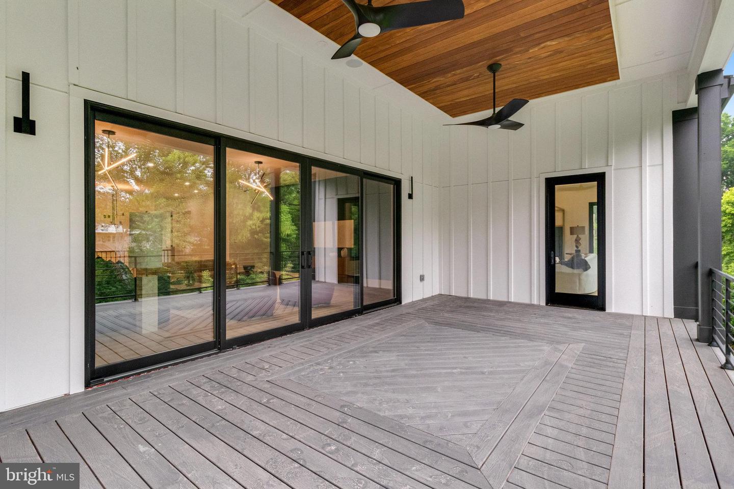 7816 GEORGETOWN PIKE, MCLEAN, Virginia 22102, 7 Bedrooms Bedrooms, ,6 BathroomsBathrooms,Residential,For sale,7816 GEORGETOWN PIKE,VAFX2276264 MLS # VAFX2276264 7816 GEORGETOWN PIKE, MCLEAN, Virginia 22102, 7 Bedrooms Bedrooms, ,6 BathroomsBathrooms,Residential,For sale,7816 GEORGETOWN PIKE,VAFX2276264 MLS # VAFX2276264