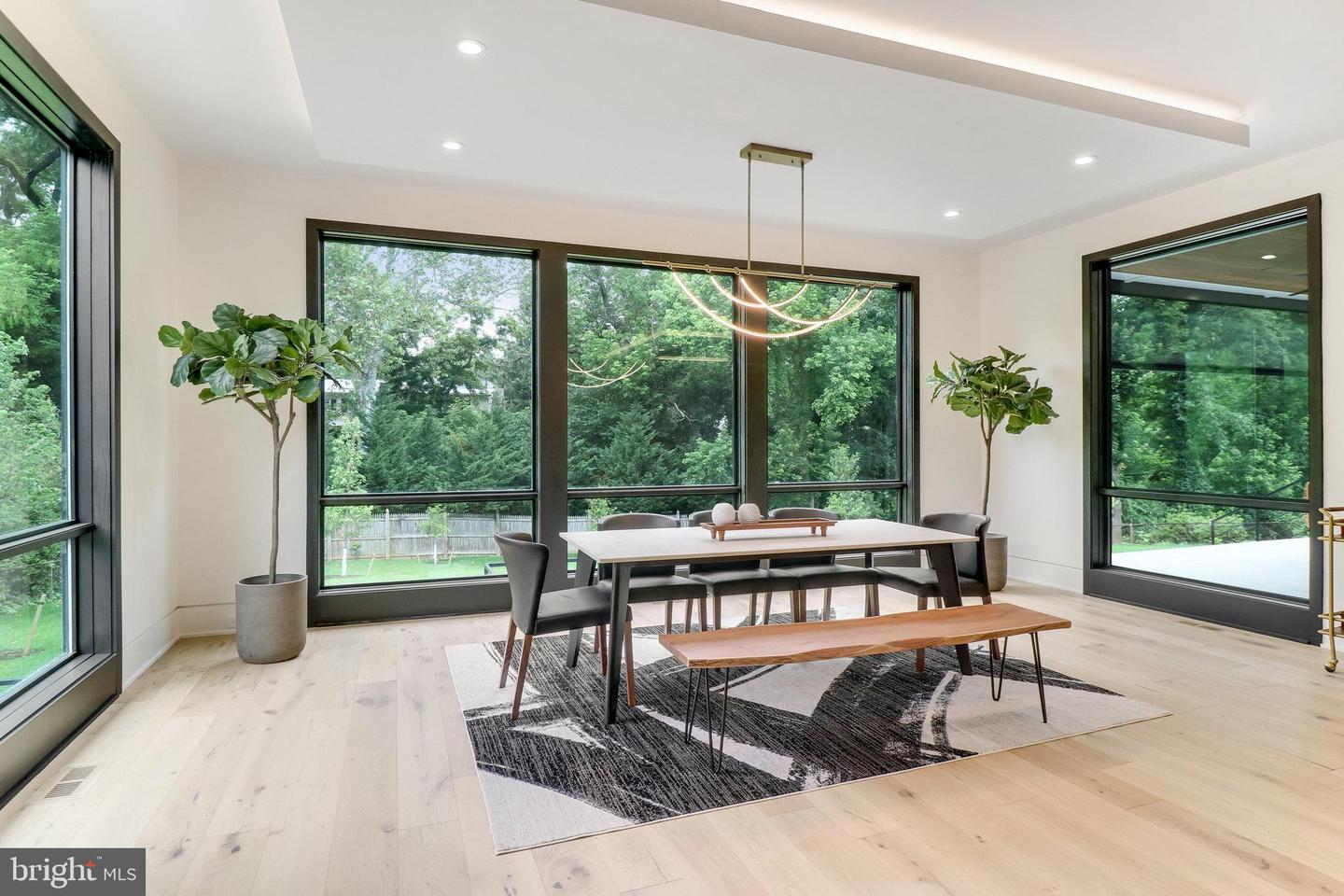 7816 GEORGETOWN PIKE, MCLEAN, Virginia 22102, 7 Bedrooms Bedrooms, ,6 BathroomsBathrooms,Residential,For sale,7816 GEORGETOWN PIKE,VAFX2276264 MLS # VAFX2276264 7816 GEORGETOWN PIKE, MCLEAN, Virginia 22102, 7 Bedrooms Bedrooms, ,6 BathroomsBathrooms,Residential,For sale,7816 GEORGETOWN PIKE,VAFX2276264 MLS # VAFX2276264