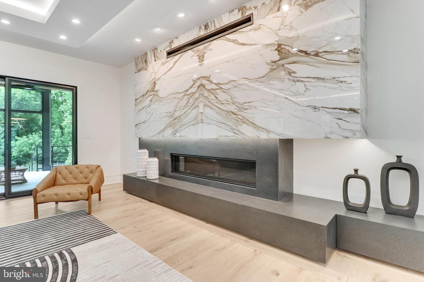 7816 GEORGETOWN PIKE, MCLEAN, Virginia 22102, 7 Bedrooms Bedrooms, ,6 BathroomsBathrooms,Residential,For sale,7816 GEORGETOWN PIKE,VAFX2276264 MLS # VAFX2276264 7816 GEORGETOWN PIKE, MCLEAN, Virginia 22102, 7 Bedrooms Bedrooms, ,6 BathroomsBathrooms,Residential,For sale,7816 GEORGETOWN PIKE,VAFX2276264 MLS # VAFX2276264