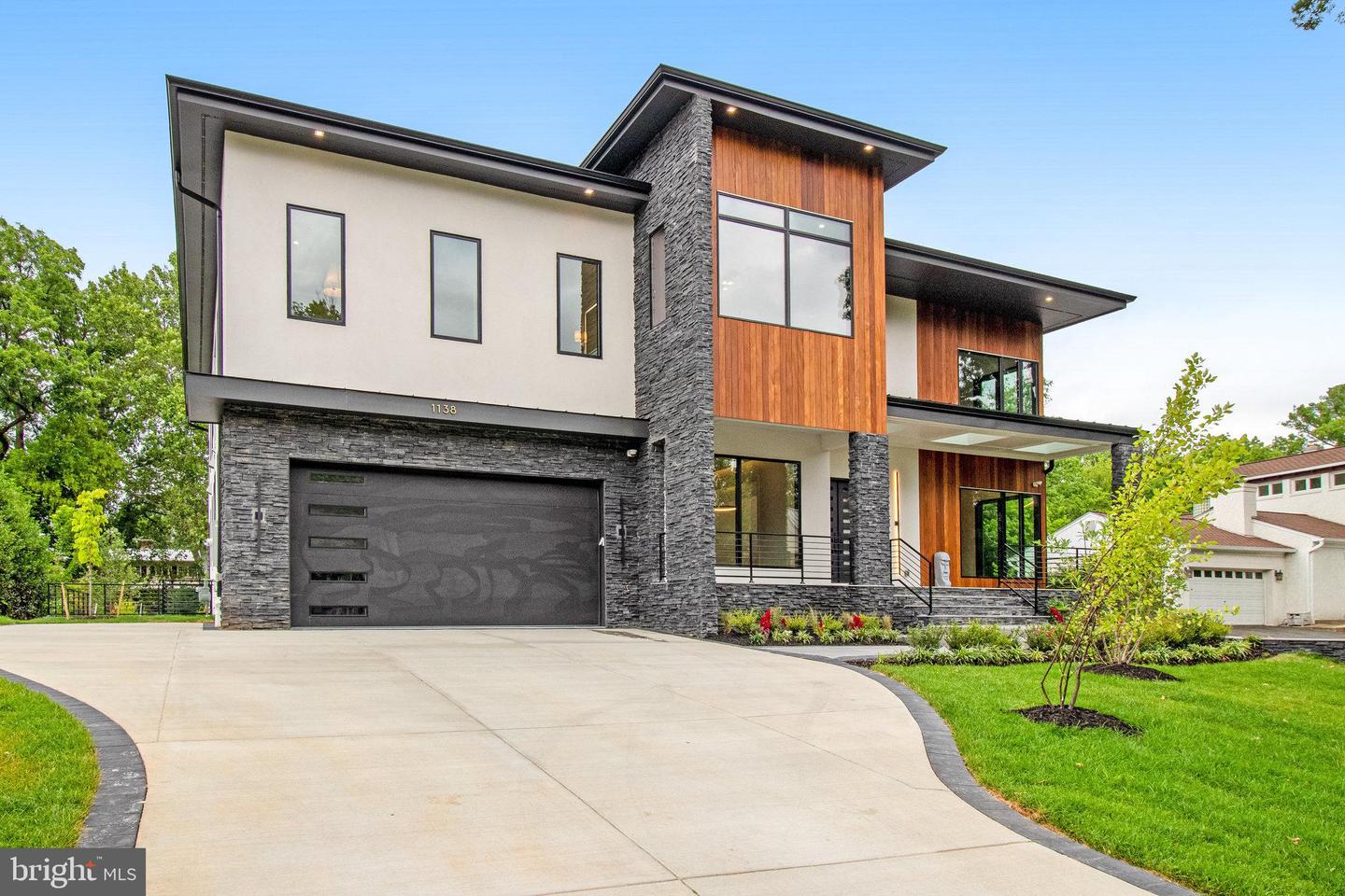 7816 GEORGETOWN PIKE, MCLEAN, Virginia 22102, 7 Bedrooms Bedrooms, ,6 BathroomsBathrooms,Residential,For sale,7816 GEORGETOWN PIKE,VAFX2276264 MLS # VAFX2276264 7816 GEORGETOWN PIKE, MCLEAN, Virginia 22102, 7 Bedrooms Bedrooms, ,6 BathroomsBathrooms,Residential,For sale,7816 GEORGETOWN PIKE,VAFX2276264 MLS # VAFX2276264