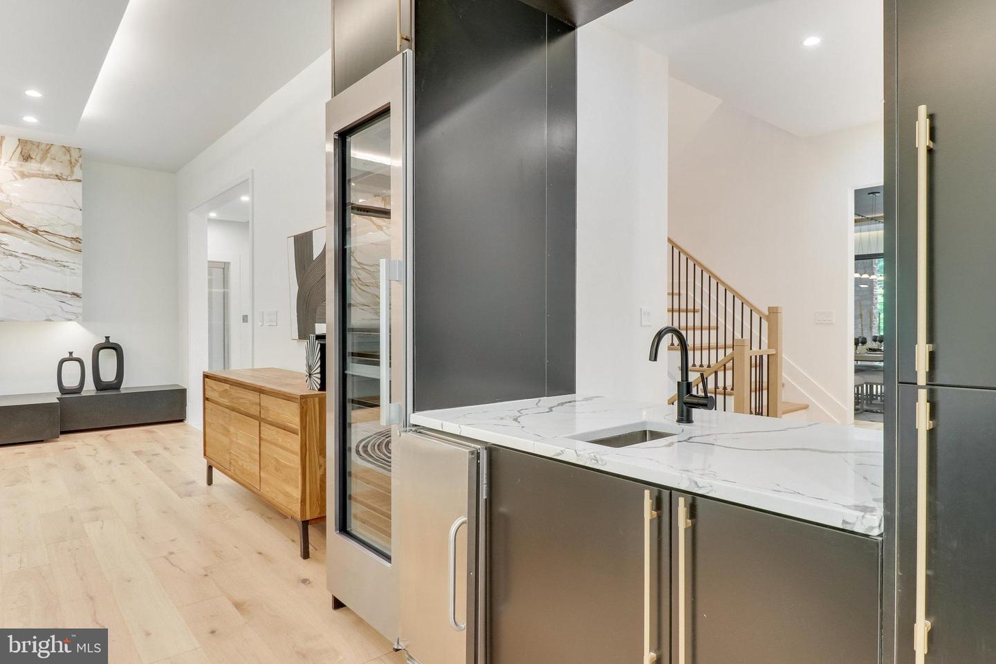 7816 GEORGETOWN PIKE, MCLEAN, Virginia 22102, 7 Bedrooms Bedrooms, ,6 BathroomsBathrooms,Residential,For sale,7816 GEORGETOWN PIKE,VAFX2276264 MLS # VAFX2276264 7816 GEORGETOWN PIKE, MCLEAN, Virginia 22102, 7 Bedrooms Bedrooms, ,6 BathroomsBathrooms,Residential,For sale,7816 GEORGETOWN PIKE,VAFX2276264 MLS # VAFX2276264