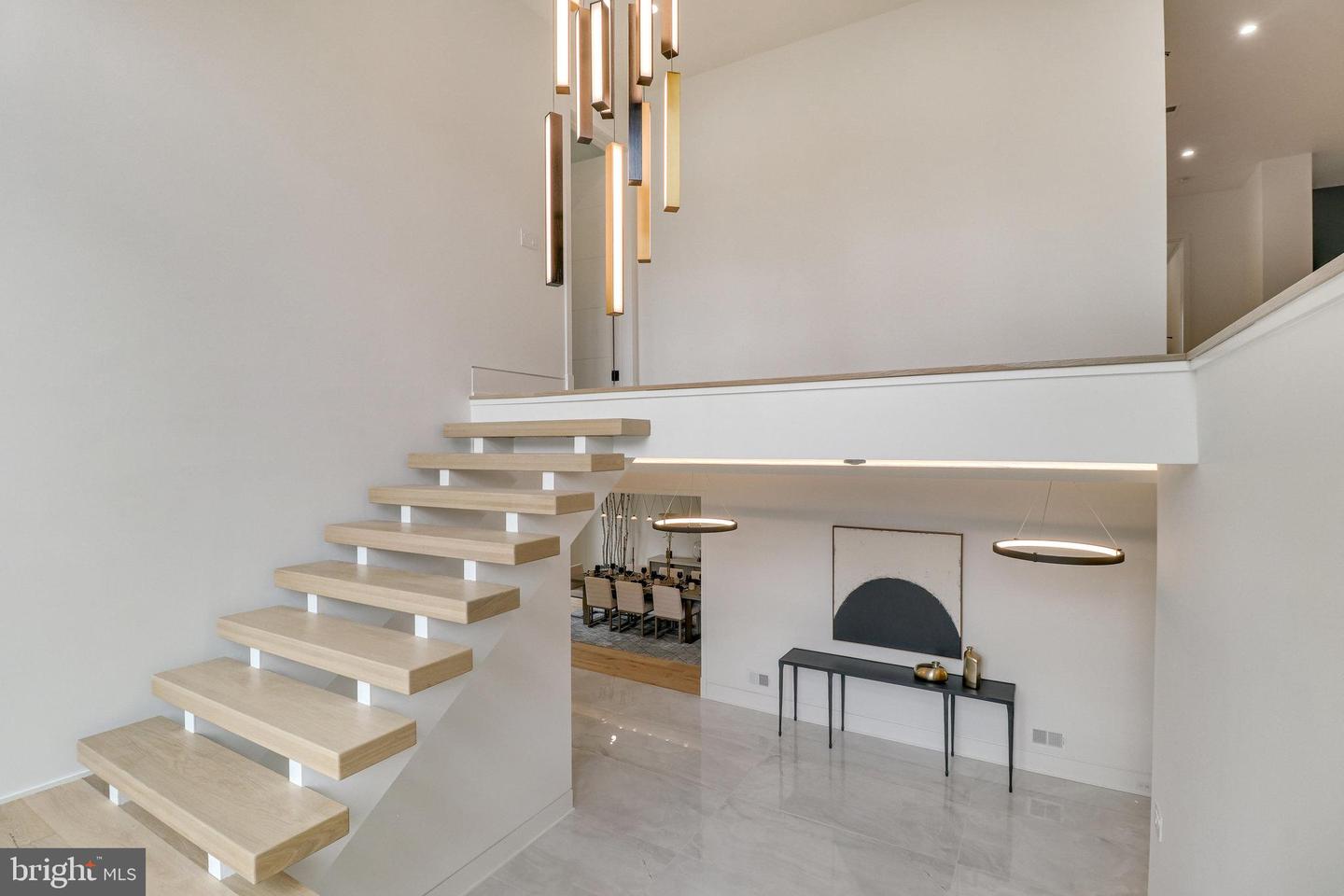 7816 GEORGETOWN PIKE, MCLEAN, Virginia 22102, 7 Bedrooms Bedrooms, ,6 BathroomsBathrooms,Residential,For sale,7816 GEORGETOWN PIKE,VAFX2276264 MLS # VAFX2276264 7816 GEORGETOWN PIKE, MCLEAN, Virginia 22102, 7 Bedrooms Bedrooms, ,6 BathroomsBathrooms,Residential,For sale,7816 GEORGETOWN PIKE,VAFX2276264 MLS # VAFX2276264