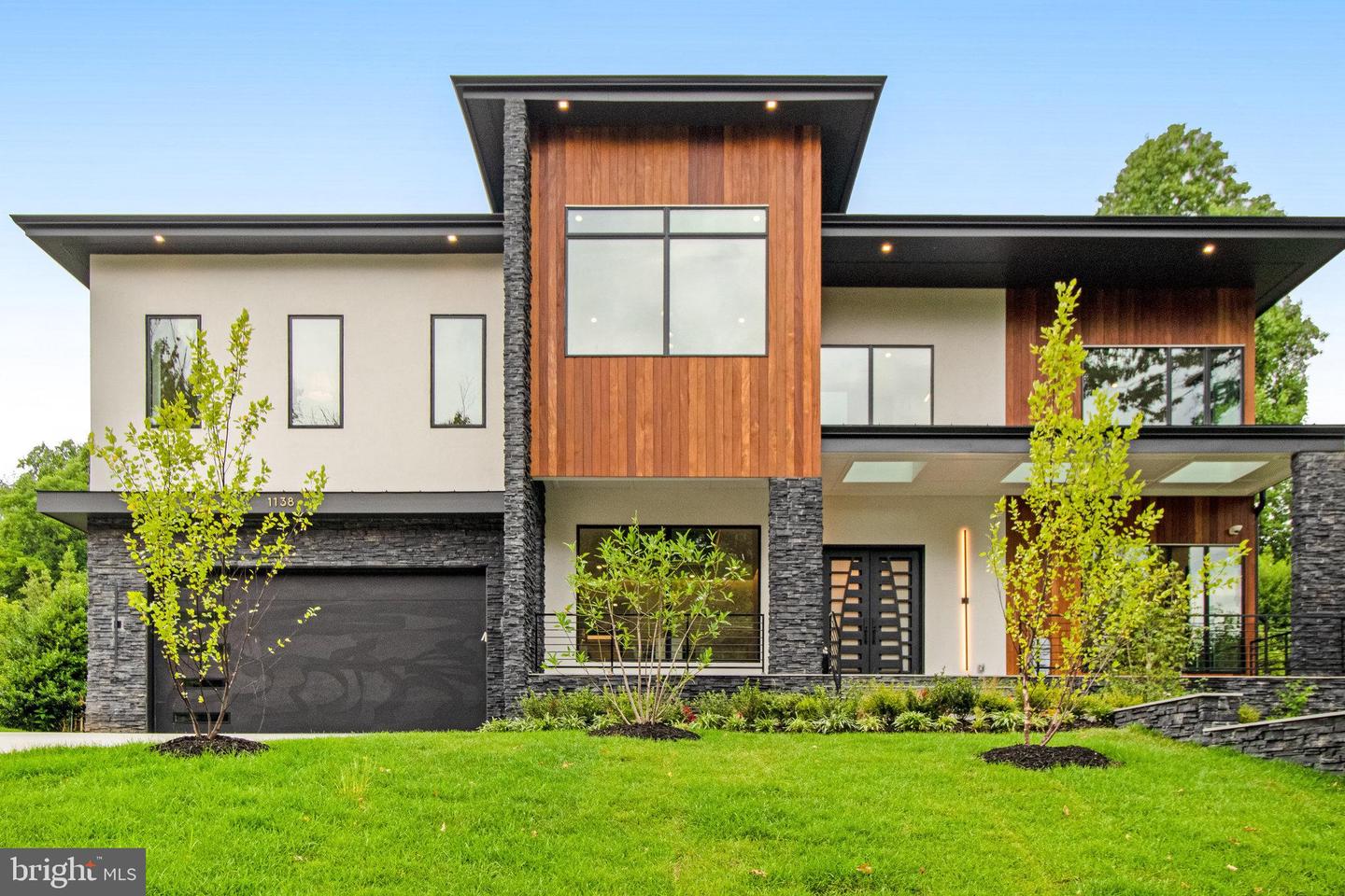 7816 GEORGETOWN PIKE, MCLEAN, Virginia 22102, 7 Bedrooms Bedrooms, ,6 BathroomsBathrooms,Residential,For sale,7816 GEORGETOWN PIKE,VAFX2276264 MLS # VAFX2276264 7816 GEORGETOWN PIKE, MCLEAN, Virginia 22102, 7 Bedrooms Bedrooms, ,6 BathroomsBathrooms,Residential,For sale,7816 GEORGETOWN PIKE,VAFX2276264 MLS # VAFX2276264