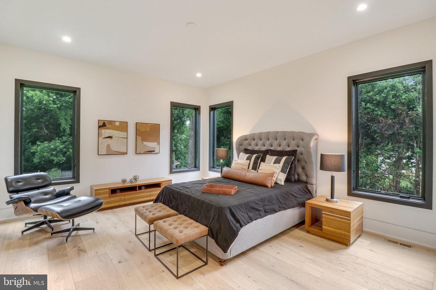 7816 GEORGETOWN PIKE, MCLEAN, Virginia 22102, 7 Bedrooms Bedrooms, ,6 BathroomsBathrooms,Residential,For sale,7816 GEORGETOWN PIKE,VAFX2276264 MLS # VAFX2276264 7816 GEORGETOWN PIKE, MCLEAN, Virginia 22102, 7 Bedrooms Bedrooms, ,6 BathroomsBathrooms,Residential,For sale,7816 GEORGETOWN PIKE,VAFX2276264 MLS # VAFX2276264