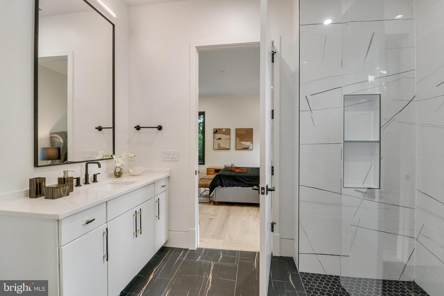 7816 GEORGETOWN PIKE, MCLEAN, Virginia 22102, 7 Bedrooms Bedrooms, ,6 BathroomsBathrooms,Residential,For sale,7816 GEORGETOWN PIKE,VAFX2276264 MLS # VAFX2276264 7816 GEORGETOWN PIKE, MCLEAN, Virginia 22102, 7 Bedrooms Bedrooms, ,6 BathroomsBathrooms,Residential,For sale,7816 GEORGETOWN PIKE,VAFX2276264 MLS # VAFX2276264