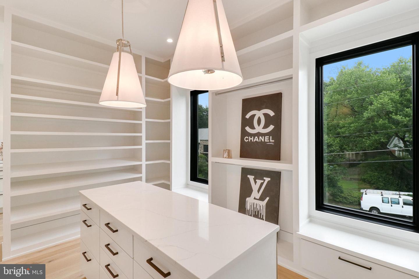 7816 GEORGETOWN PIKE, MCLEAN, Virginia 22102, 7 Bedrooms Bedrooms, ,6 BathroomsBathrooms,Residential,For sale,7816 GEORGETOWN PIKE,VAFX2276264 MLS # VAFX2276264 7816 GEORGETOWN PIKE, MCLEAN, Virginia 22102, 7 Bedrooms Bedrooms, ,6 BathroomsBathrooms,Residential,For sale,7816 GEORGETOWN PIKE,VAFX2276264 MLS # VAFX2276264