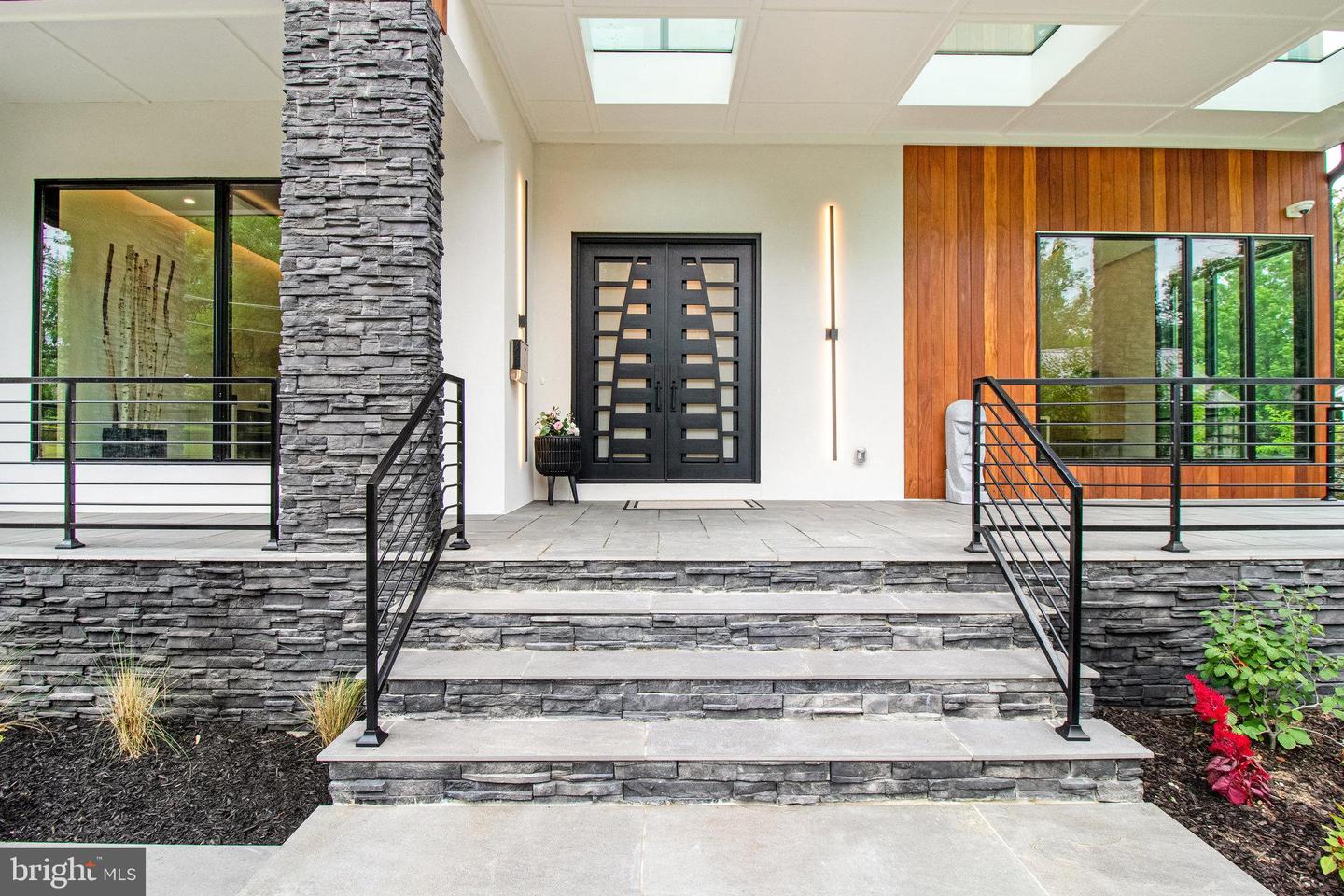 7816 GEORGETOWN PIKE, MCLEAN, Virginia 22102, 7 Bedrooms Bedrooms, ,6 BathroomsBathrooms,Residential,For sale,7816 GEORGETOWN PIKE,VAFX2276264 MLS # VAFX2276264 7816 GEORGETOWN PIKE, MCLEAN, Virginia 22102, 7 Bedrooms Bedrooms, ,6 BathroomsBathrooms,Residential,For sale,7816 GEORGETOWN PIKE,VAFX2276264 MLS # VAFX2276264