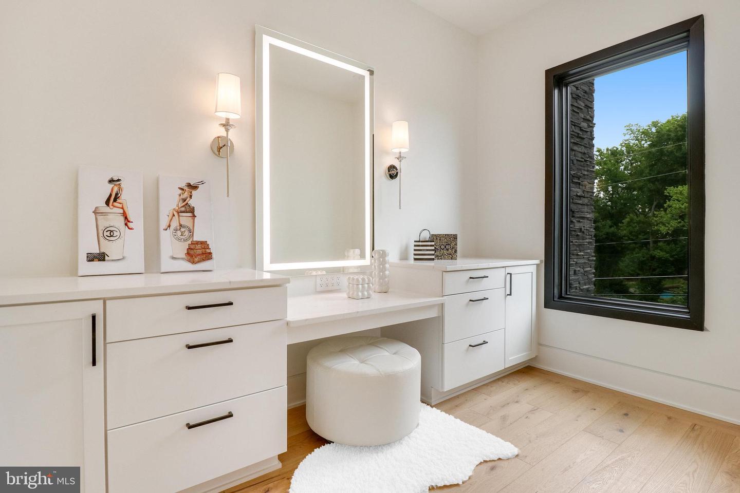 7816 GEORGETOWN PIKE, MCLEAN, Virginia 22102, 7 Bedrooms Bedrooms, ,6 BathroomsBathrooms,Residential,For sale,7816 GEORGETOWN PIKE,VAFX2276264 MLS # VAFX2276264 7816 GEORGETOWN PIKE, MCLEAN, Virginia 22102, 7 Bedrooms Bedrooms, ,6 BathroomsBathrooms,Residential,For sale,7816 GEORGETOWN PIKE,VAFX2276264 MLS # VAFX2276264