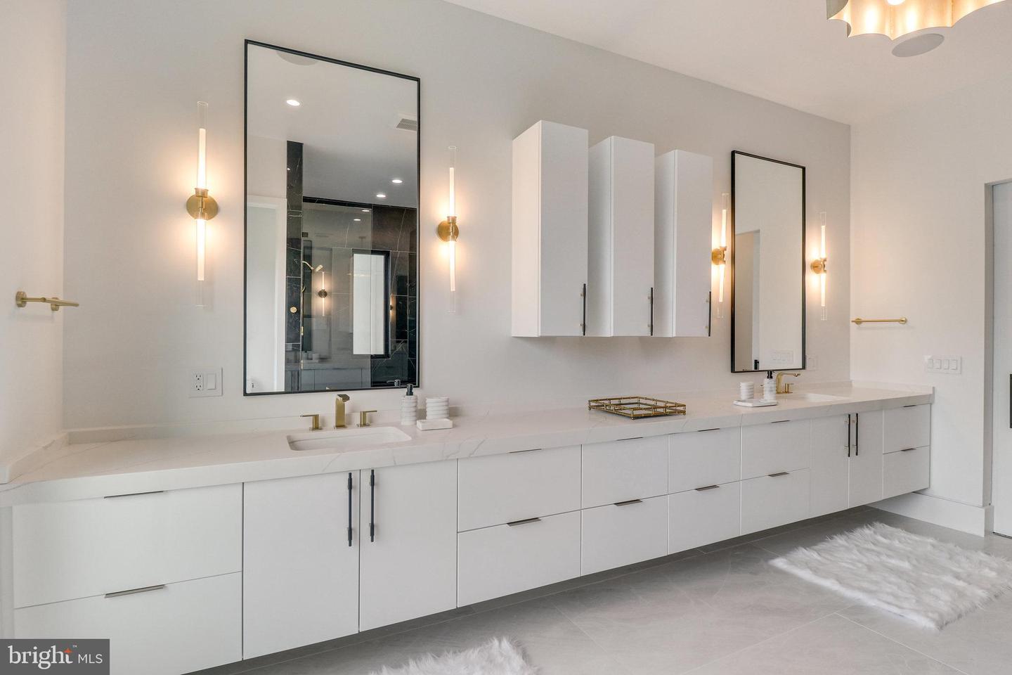 7816 GEORGETOWN PIKE, MCLEAN, Virginia 22102, 7 Bedrooms Bedrooms, ,6 BathroomsBathrooms,Residential,For sale,7816 GEORGETOWN PIKE,VAFX2276264 MLS # VAFX2276264 7816 GEORGETOWN PIKE, MCLEAN, Virginia 22102, 7 Bedrooms Bedrooms, ,6 BathroomsBathrooms,Residential,For sale,7816 GEORGETOWN PIKE,VAFX2276264 MLS # VAFX2276264