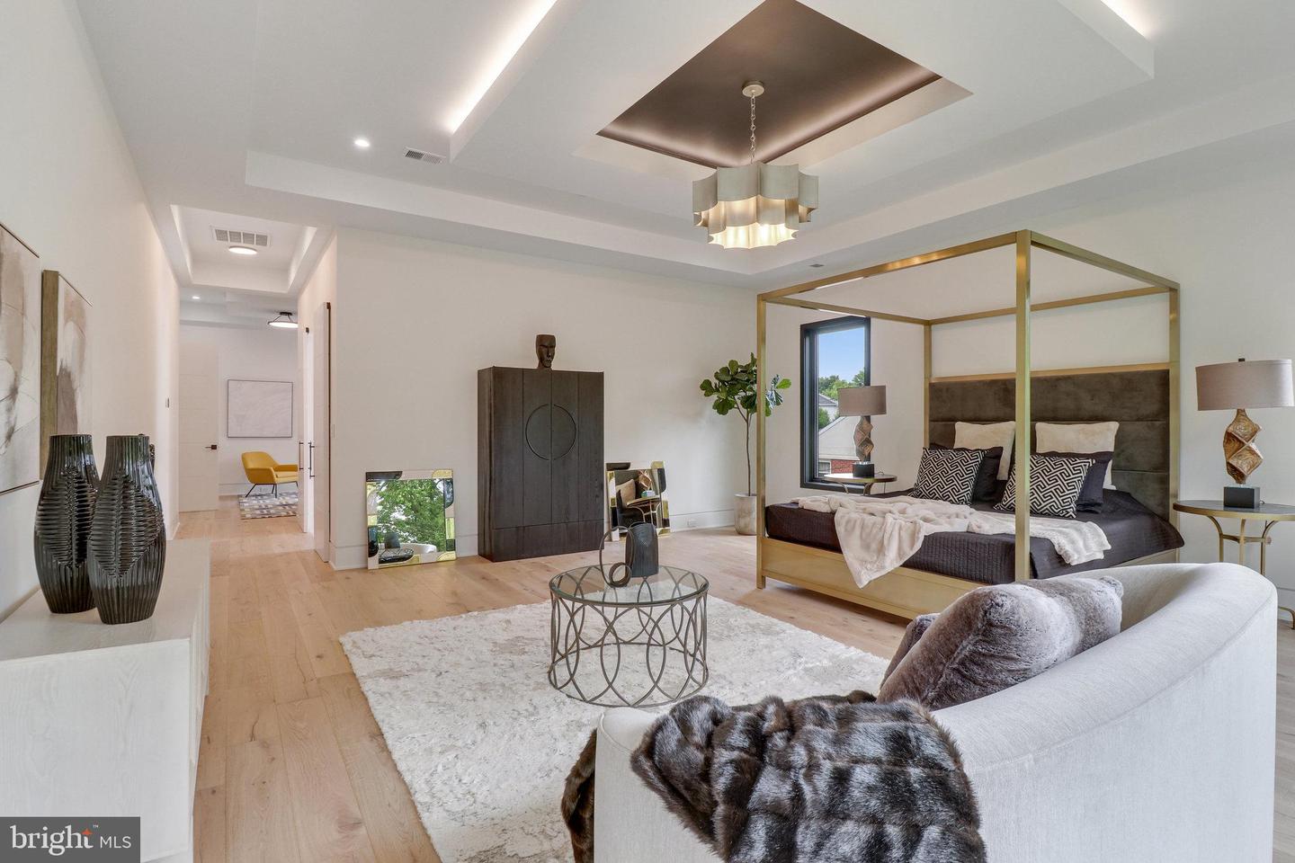 7816 GEORGETOWN PIKE, MCLEAN, Virginia 22102, 7 Bedrooms Bedrooms, ,6 BathroomsBathrooms,Residential,For sale,7816 GEORGETOWN PIKE,VAFX2276264 MLS # VAFX2276264 7816 GEORGETOWN PIKE, MCLEAN, Virginia 22102, 7 Bedrooms Bedrooms, ,6 BathroomsBathrooms,Residential,For sale,7816 GEORGETOWN PIKE,VAFX2276264 MLS # VAFX2276264