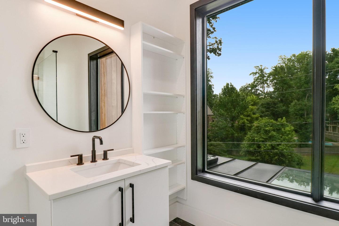 7816 GEORGETOWN PIKE, MCLEAN, Virginia 22102, 7 Bedrooms Bedrooms, ,6 BathroomsBathrooms,Residential,For sale,7816 GEORGETOWN PIKE,VAFX2276264 MLS # VAFX2276264 7816 GEORGETOWN PIKE, MCLEAN, Virginia 22102, 7 Bedrooms Bedrooms, ,6 BathroomsBathrooms,Residential,For sale,7816 GEORGETOWN PIKE,VAFX2276264 MLS # VAFX2276264